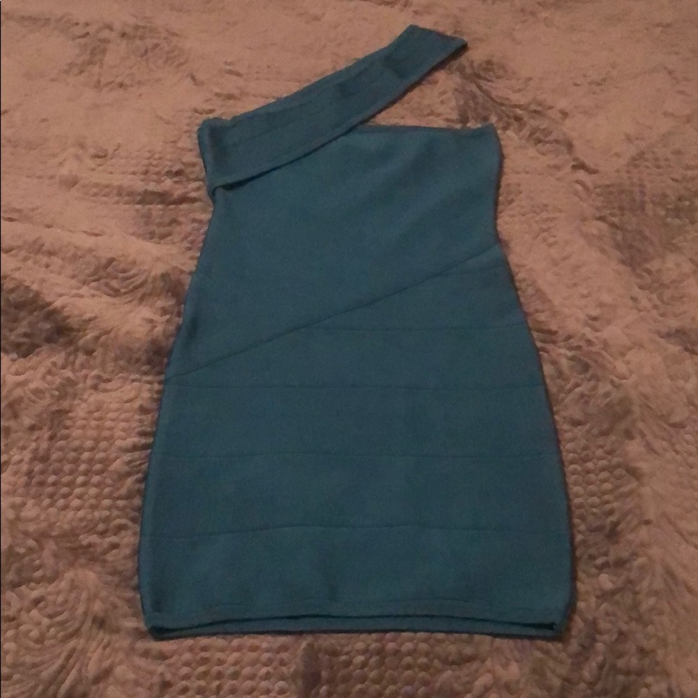 3/$18 BEBE midi bandage dress size small